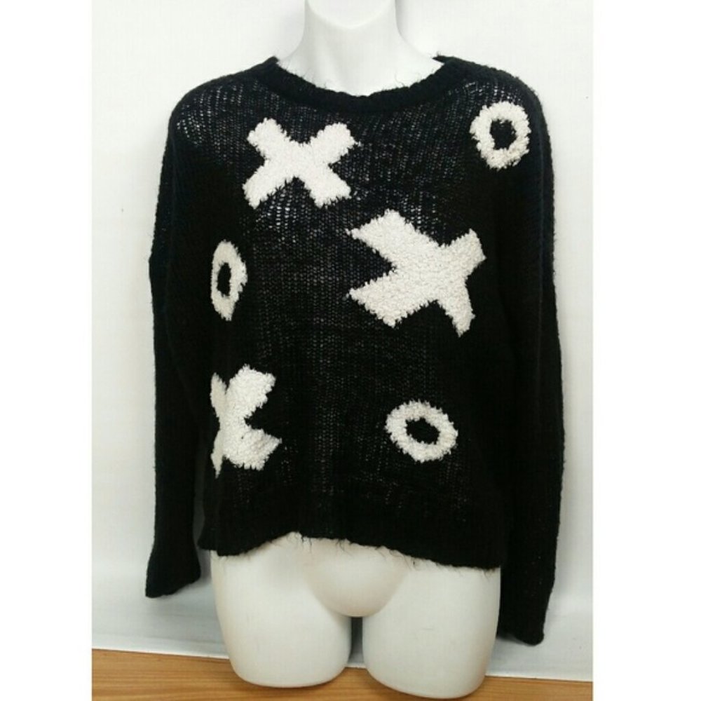 ASOS black white XOXO sweater Y2K sz.4